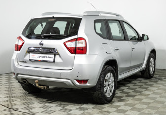 Подержанный автомобиль Nissan Terrano 2016 года (5 фото)