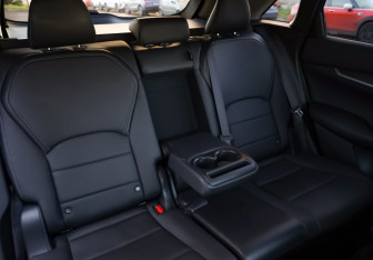 Подержанный автомобиль Infiniti QX50 2018 года (25 фото)