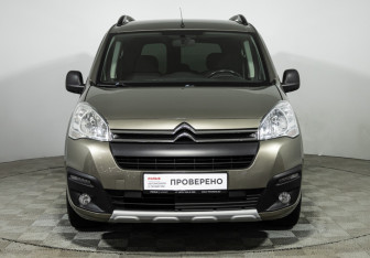 Подержанный автомобиль Citroen Berlingo 2017 года (2 фото)