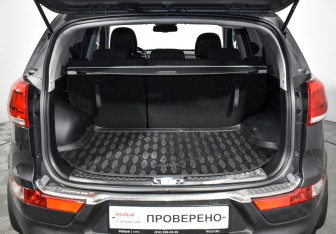 Подержанный автомобиль Kia Sportage 2015 года (20 фото)