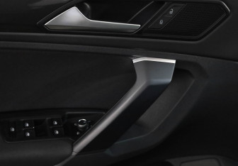 Подержанный автомобиль Volkswagen Tiguan 2019 года (21 фото)