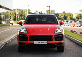Подержанный автомобиль Porsche Cayenne 2019 года (4 фото)