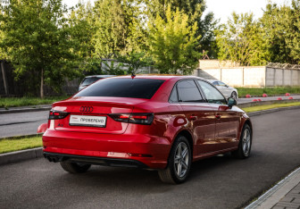 Подержанный автомобиль Audi A3 Sedan 2019 года (6 фото)