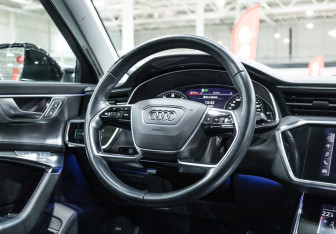 Подержанный автомобиль Audi A6 Sedan 2021 года (18 фото)