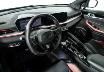 Подержанный автомобиль Geely Coolray 2024 года (11 фото)