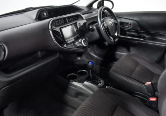 Подержанный автомобиль Toyota Aqua 2019 года (9 фото)