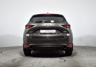 Подержанный автомобиль Mazda CX-5 2018 года (6 фото)