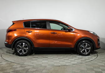 Подержанный автомобиль Kia Sportage 2019 года (4 фото)