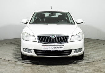 Подержанный автомобиль Skoda Octavia Liftback 2013 года (2 фото)