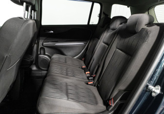 Подержанный автомобиль Opel Zafira Compactvan 2013 года (10 фото)