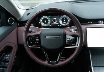 Новый Land Rover Range Rover Evoque 2025 (12 фото)