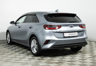 Подержанный автомобиль Kia Ceed Hatchback 2019 года (7 фото)