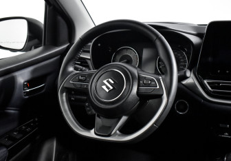 Подержанный автомобиль Suzuki Baleno Hatchback 2022 года (15 фото)