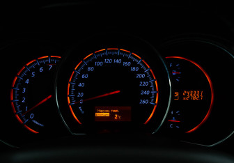 Подержанный автомобиль Nissan Murano Suv 2011 года (26 фото)