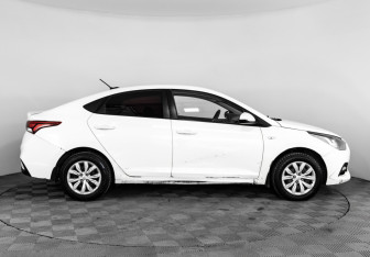 Подержанный автомобиль Hyundai Solaris Sedan 2018 года (4 фото)