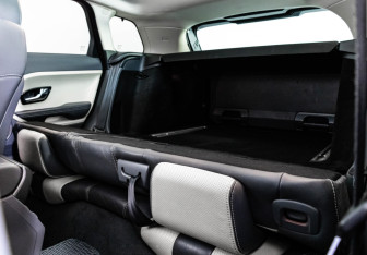 Подержанный автомобиль Land Rover Range Rover Evoque 2011 года (29 фото)