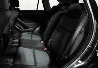 Подержанный автомобиль Mazda CX-5 2013 года (10 фото)