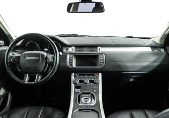 Подержанный автомобиль Land Rover Range Rover Evoque 2015 года (13 фото)
