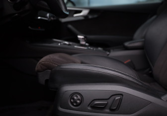 Подержанный автомобиль Audi A5 Coupe 2019 года (24 фото)