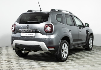 Подержанный автомобиль Renault Duster 2021 года (5 фото)