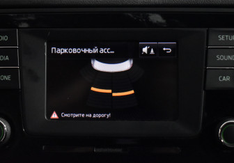 Подержанный автомобиль Skoda Rapid Liftback 2016 года (16 фото)