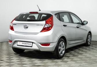 Подержанный автомобиль Hyundai Solaris Hatchback 2014 года (5 фото)