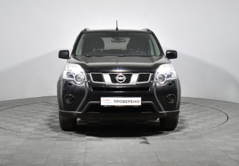 Подержанный автомобиль Nissan X-Trail 2014 года (2 фото)