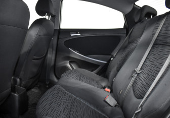 Подержанный автомобиль Hyundai Solaris Sedan 2015 года (12 фото)