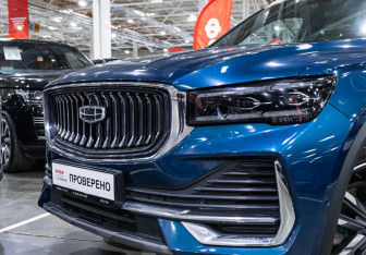 Подержанный автомобиль Geely Monjaro 2023 года (2 фото)