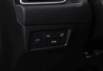 Подержанный автомобиль Mazda CX-5 2022 года (19 фото)