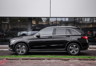 Подержанный автомобиль Mercedes-Benz GLC Coupe 2018 года (9 фото)
