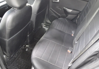 Подержанный автомобиль Kia Rio Hatchback 2016 года (11 фото)