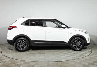 Подержанный автомобиль Hyundai Creta 2017 года (4 фото)