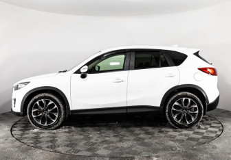 Подержанный автомобиль Mazda CX-5 2015 года (8 фото)