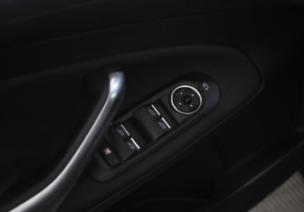 Подержанный автомобиль Ford Mondeo Sedan 2011 года (19 фото)