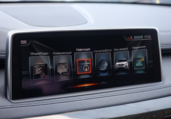 Подержанный автомобиль BMW X6 2017 года (20 фото)