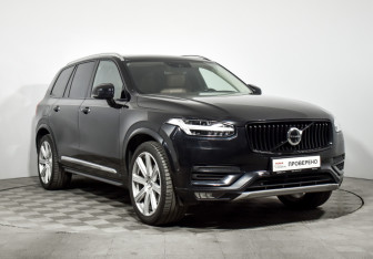 Подержанный автомобиль Volvo XC90 2015 года (3 фото)