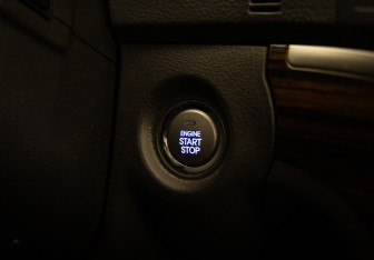 Подержанный автомобиль Hyundai Santa Fe 2011 года (19 фото)