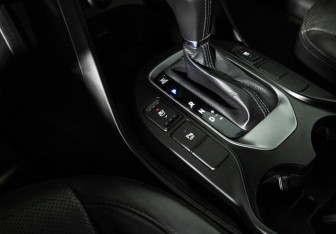 Подержанный автомобиль Hyundai Santa Fe 2014 года (18 фото)