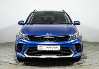 Подержанный автомобиль Kia Rio Hatchback 2021 года (2 фото)