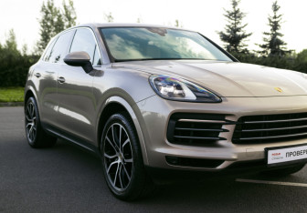 Подержанный автомобиль Porsche Cayenne 2018 года (4 фото)