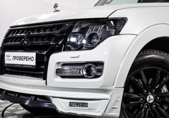 Подержанный автомобиль Mitsubishi Pajero 2019 года (8 фото)