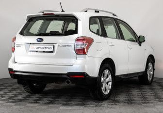Подержанный автомобиль Subaru Forester Suv 2014 года (5 фото)