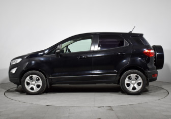 Подержанный автомобиль Ford EcoSport 2018 года (8 фото)