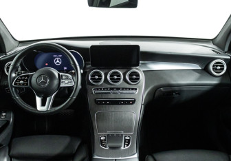 Подержанный автомобиль Mercedes-Benz GLC Coupe 2021 года (13 фото)