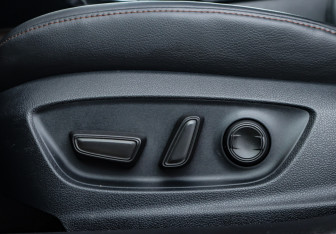 Подержанный автомобиль Toyota Camry Sedan 2018 года (31 фото)