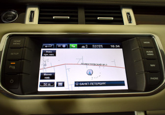 Подержанный автомобиль Land Rover Range Rover Evoque 2012 года (11 фото)