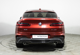 Подержанный автомобиль BMW X4 2018 года (6 фото)