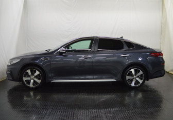 Подержанный автомобиль Kia Optima Sedan 2019 года (8 фото)
