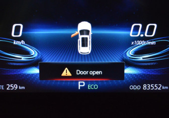 Подержанный автомобиль Changan CS75PLUS 2020 года (16 фото)